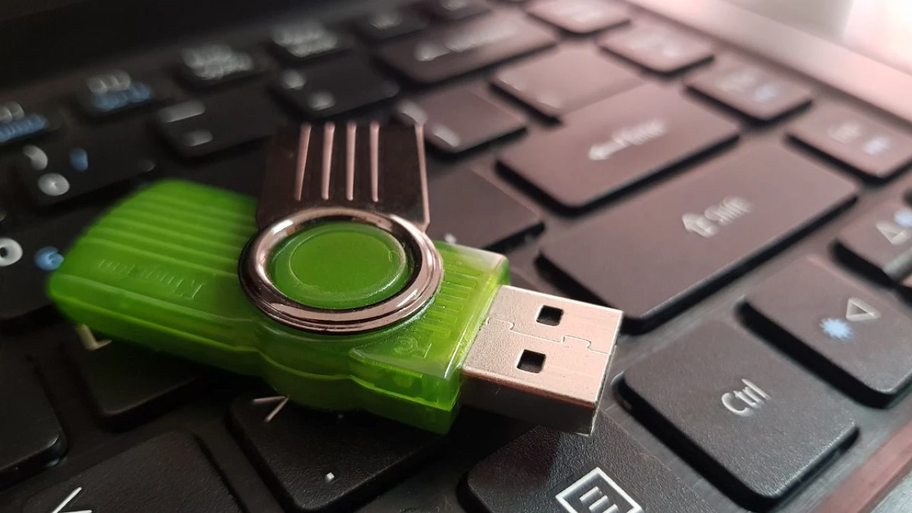 7 Cara Format Flashdisk yang Baik, Benar, dan Aman